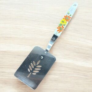 Vintage EKCO Country Flower Garden Orange Yellow Daisy Spatula MCM